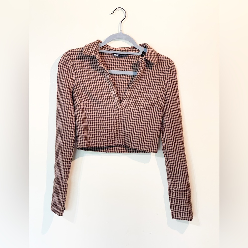 Zara houndstooth cropped deep v long sleeve